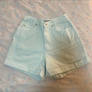 Vintage cream rolled a denim shorts